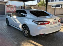 تۆیۆتا کامری